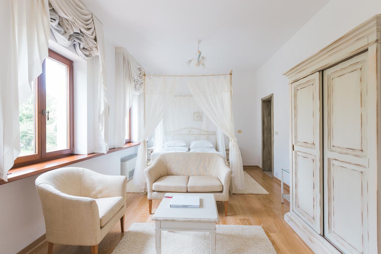 Palazzo Angelica B&B Adults Only Oprtalj Exterior foto