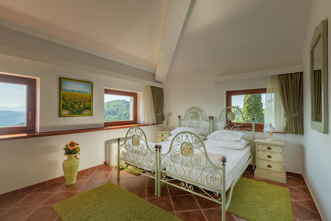 Palazzo Angelica B&B Adults Only Oprtalj Exterior foto