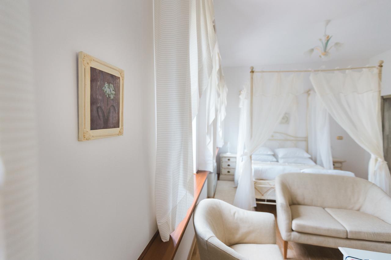 Palazzo Angelica B&B Adults Only Oprtalj Exterior foto